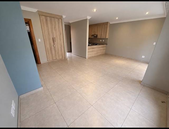 3 BEDROOM APARTMENT FOR SALE IN PRETORIUSPARK